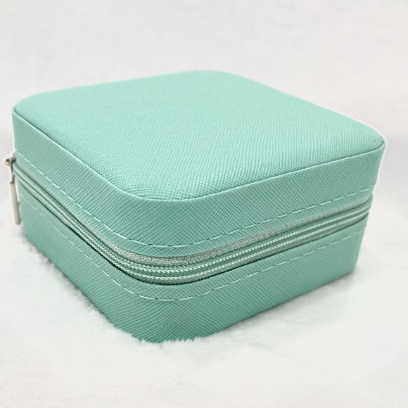 Jewelry Portable Storage Box Tiffany Blue - Picture 3 of 6